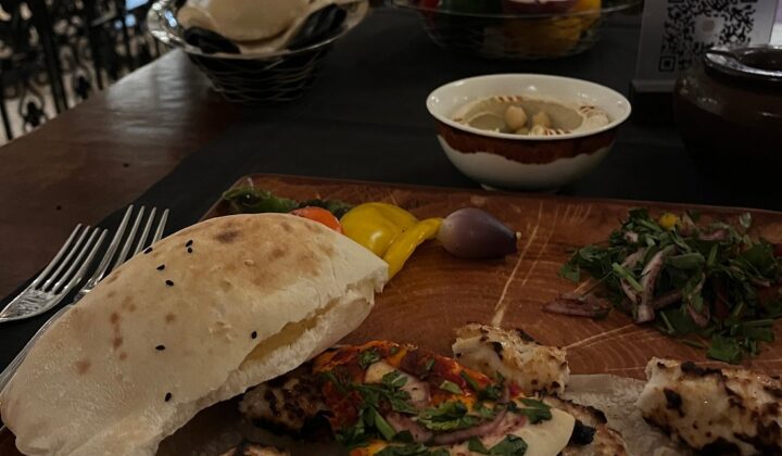 caption 32 Top 5 Lebanese Restaurants in Cairo